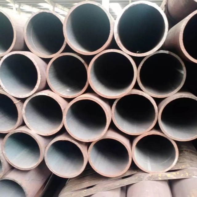 新城35#合金无缝钢管